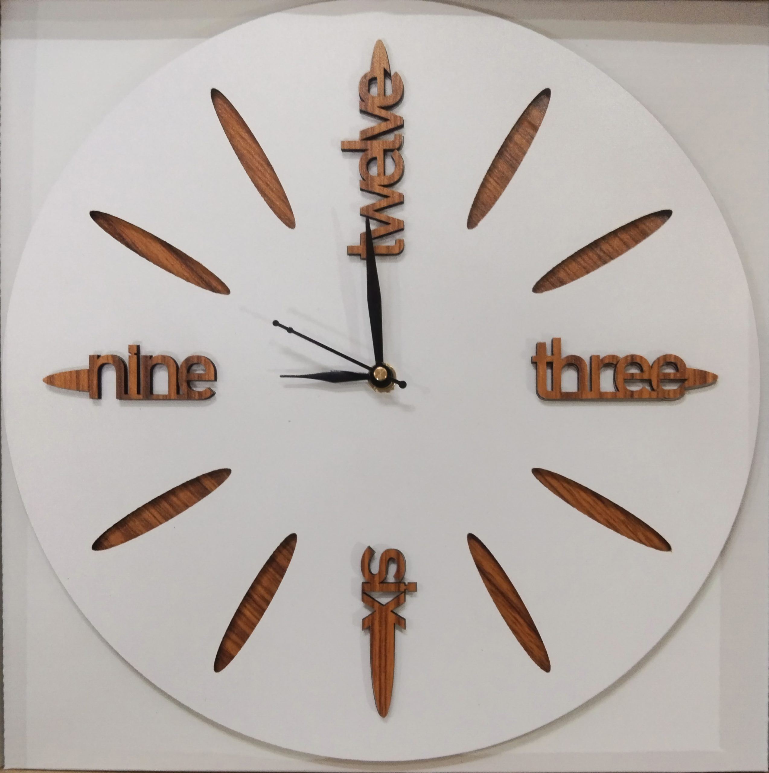 Wall Clock Wooden D52 (SIZE 12*12)