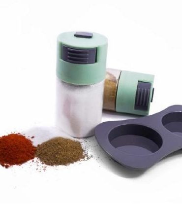 SALT & PEPPER DISPENSER PLASTIC