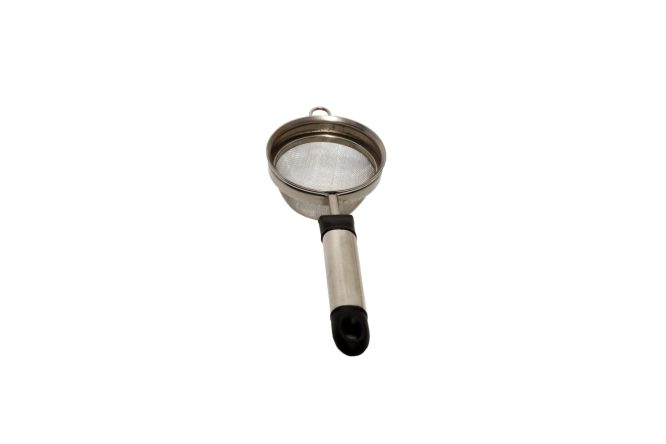 TEA STRAINER S.S. HANDLE SMALL