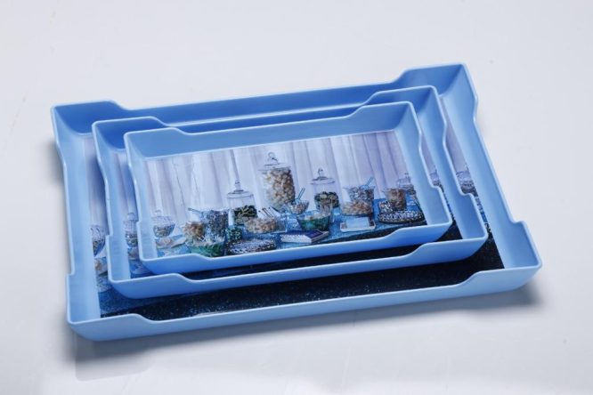 SERVING TRAY